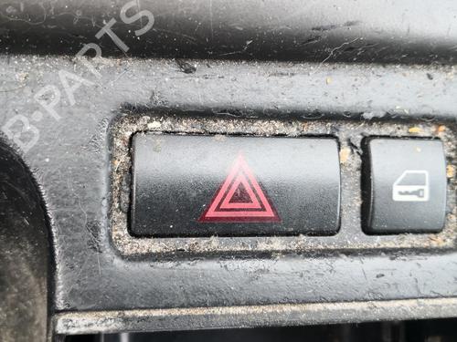 Used Warning switch BMW 3 Touring (E46) 320 d (150 hp) 27130884