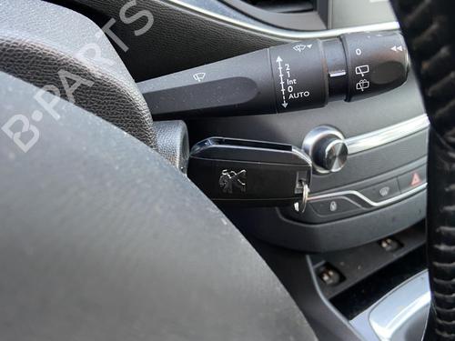 Used Steering column stalk PEUGEOT 308 II (LB_, LP_, LW_, LH_, L3_) 1.6 HDi / BlueHDi 115 (115 hp) 32022594