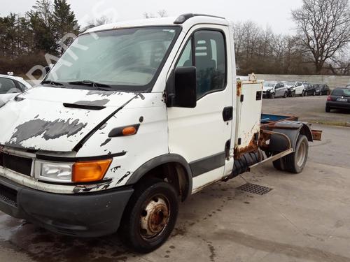 Teile für IVECO DAILY III Platform/Chassis 35 S 11,35 C 11 (A2FC13AA, A6FBU4AB, A2NB14A1, A2ND13A1,... (106 hp) 2909851 