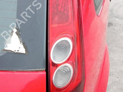 Used Right taillight FORD FIESTA V (JH_, JD_) 1.4 TDCi (68 hp) 27111238