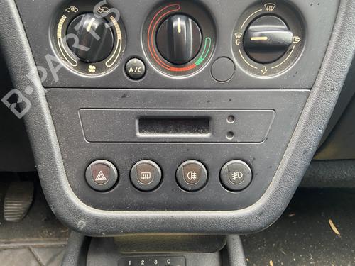 Display PEUGEOT 306 Hatchback (7A, 7C, N3, N5) 1.4 (75 hp) 29182251