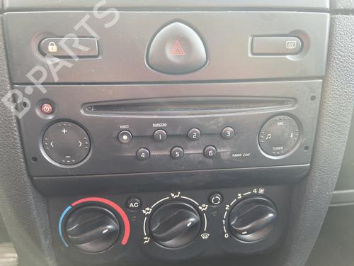 Radio RENAULT CLIO II (BB_, CB_) 1.5 dCi (B/CB07) (65 hp) 29182327