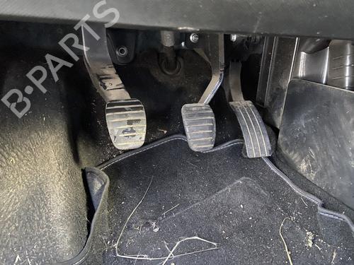 Used Electronic module RENAULT TWINGO III (BCM_, BCA_) 0.9 TCe 90 (BCM9, BCM2) (90 hp) 32067470