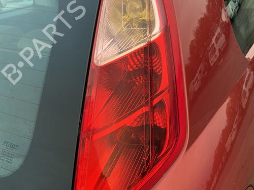 Used Right taillight FIAT GRANDE PUNTO (199_) 1.2 (65 hp) 30675536
