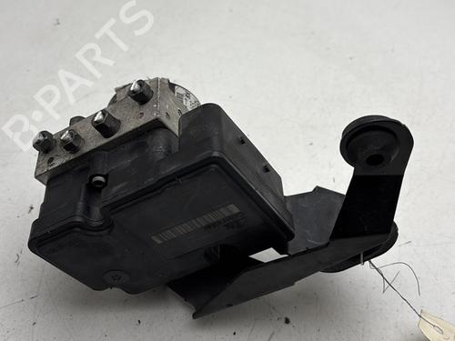 Used ABS pump ABS pump RENAULT MEGANE III Grandtour (KZ0/1) 1.5 dCi (KZ09, KZ0D, KZ1G, KZ29, KZ14, KZ1W, KZ10, KZ1F,... (110 hp) 33315707 33315707