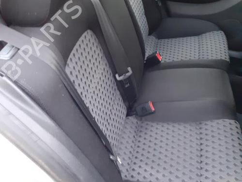 Venstre bak beltestrammer SEAT LEON (1M1) 1.9 TDI (110 hp) 27119149