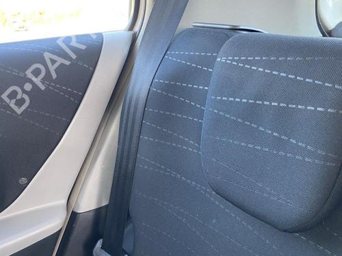 Høyre bak beltestrammer TOYOTA YARIS (_P9_) 1.4 D-4D (NLP90_, NLP90R) (90 hp) 27105248