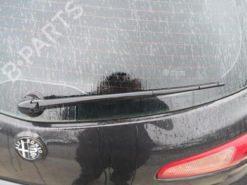 Used Rear wiper motor ALFA ROMEO 147 (937_) 1.9 JTDM 16V (937.AXN1B, 937.AXZ1B) (170 hp) 27132559