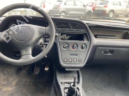 Used Glove box Glove box PEUGEOT 306 Hatchback (7A, 7C, N3, N5) 1.4 (75 hp) 33720396 33720396