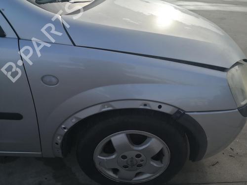 Forkjerm høyre OPEL CORSA C (X01) 1.2 (F08, F68) (75 hp) 27131034
