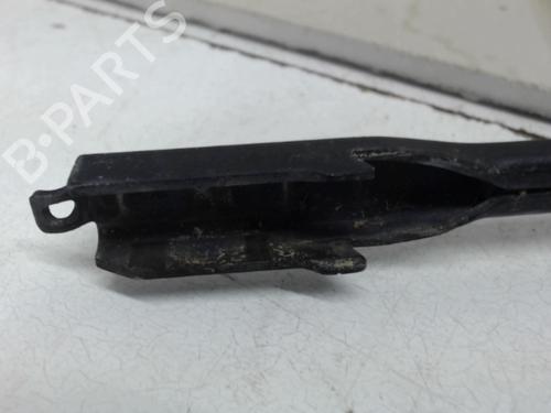 Used Front windshield wiper arm VW CRAFTER 30-50 Van (2E_) 2.5 TDI (109 hp) 27118159
