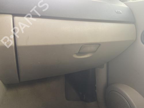 Guantera RENAULT SCÉNIC II (JM0/1_) 1.9 dCi (JM0G, JM12, JM1G, JM2C) (120 hp) 31757216