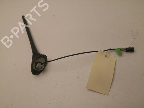 Antenne/Base Antenne/Base VW POLO IV (9N_, 9A_) 1.2 12V (64 hp) 31342187 31342187
