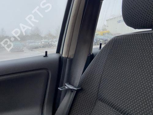 Høyre foran beltestrammer VW POLO (6N2) 1.4 (60 hp) 30900965