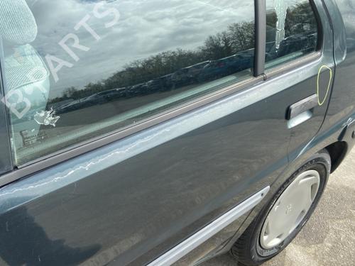 Used Left rear door Left rear door PEUGEOT 106 II (1A_, 1C_) 1.6 i (89 hp) 36012819 36012819