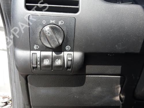 Used Headlight switch OPEL ZAFIRA A MPV (T98) 2.0 DTI 16V (F75) (101 hp) 27139188