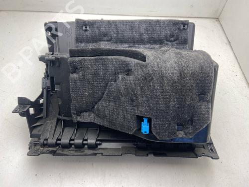 Used Glove box Glove box MERCEDES-BENZ B-CLASS Sports Tourer (W246, W242) B 200 CDI / d (246.208) (136 hp) 27144053 27144053