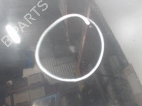 hood-peugeot-1007-km_-2005-27125984 main image