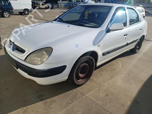Used Front wiper motor CITROËN XSARA (N1) 2.0 HDi 90 (90 hp) 27126888