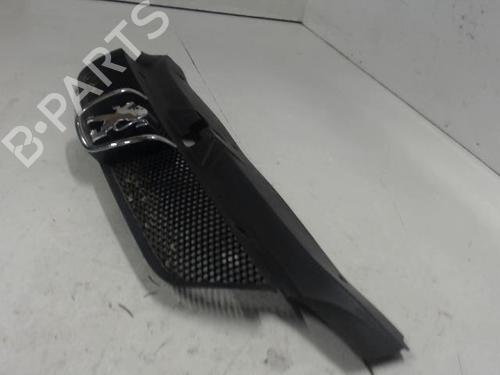 Grille PEUGEOT 406 (8B) 2.0 16V | BP27123081C40 