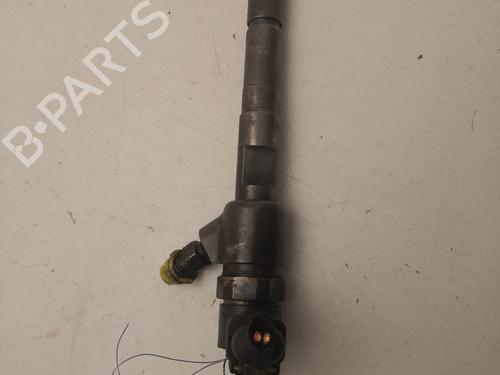 Inyector SUZUKI SWIFT III (MZ, EZ) 1.3 DDiS (RS413D) (75 hp) 32240952