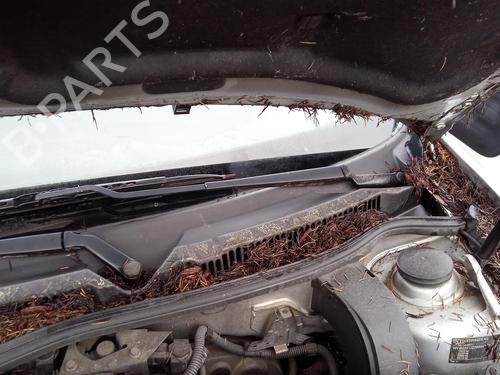 Used Front windshield wiper arm VW GOLF IV (1J1) 1.9 TDI (90 hp) 27144292