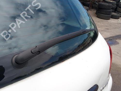 Used Rear wiper motor PEUGEOT 206+ (2L_, 2M_) 1.4 HDi eco 70 (68 hp) 27136494