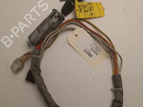 Used Ignition barrel PEUGEOT 205 II (20A/C) 1.7 Diesel (60 hp) 31639531