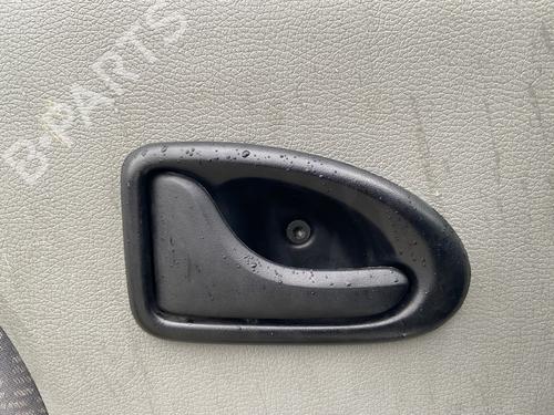front-left-interior-door-handle-dacia-logan-mcv-ks_-2007-32173490 main image
