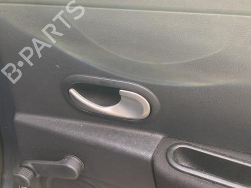 Høyre bak invendig håndtak RENAULT CLIO III (BR0/1, CR0/1) 1.5 dCi (BR17, CR17) (86 hp) 29117863