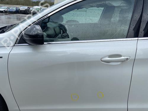 Used Front left exterior door handle Front left exterior door handle PEUGEOT 308 II (LB_, LP_, LW_, LH_, L3_) 1.6 BlueHDi 120 (120 hp) 31858880 31858880
