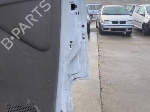 Used Right front door Right front door RENAULT TRUCKS MASCOTT Platform/Chassis 90 (86 hp) 31024580 31024580
