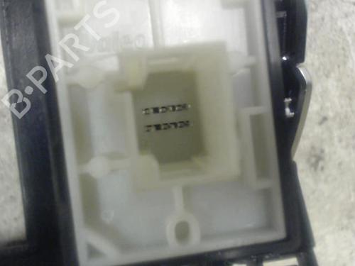 Switch PEUGEOT 208 I (CA_, CC_) 1.2 VTI 82 | BP27134814I30