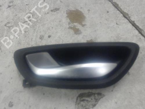 Venstre bak invendig håndtak RENAULT MEGANE IV Hatchback (B9A/M/N_) 1.5 dCi 110 (B9A3) (110 hp) 27135749