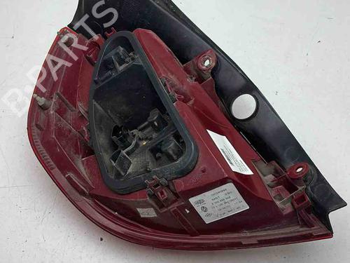 right-taillight-renault-clio-iii-br01-cr01-2005-2006-2007-2008-2009-2010-2011-2012-2013-2014-36572876 main image