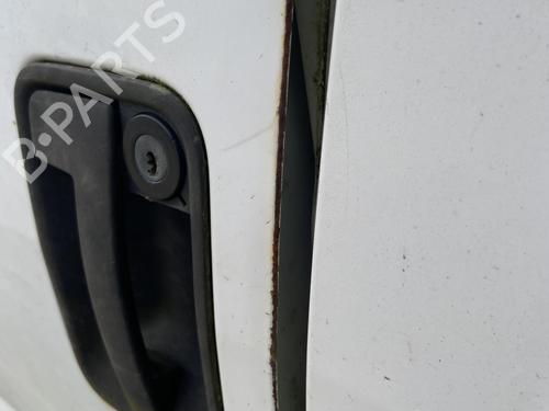 Used Left front door Left front door 30933933 30933933