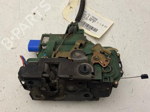 Used Rear right lock Rear right lock 37149503 37149503