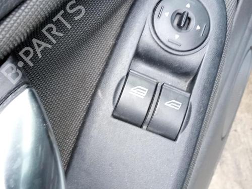 Venstre fortil elrude kontakt FORD C-MAX (DM2) 1.6 TDCi (90 hp) 27101815