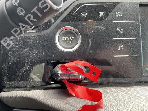Used Card reader CITROËN C4 SPACETOURER (3D_) 1.2 PureTech 130 (131 hp) 27111003