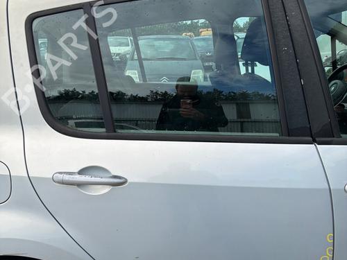 rear-right-door-window-renault-modus-grand-modus-fjp0_-2004-36336565 main image