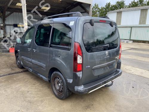 Kabinelys PEUGEOT PARTNER Tepee 1.2 THP | BP29847637I8  - Image 6