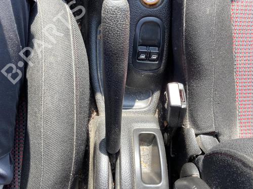 Sikkerhedssele-spænde PEUGEOT 206 Hatchback (2A/C) 1.4 i (75 hp) 27114391