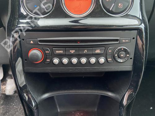 Used Radio Radio CITROËN C3 II (SC_) 1.6 HDi 90 (90 hp) 33569928 33569928