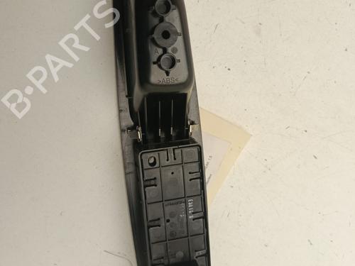 Used Left front window switch Left front window switch RENAULT MEGANE III Grandtour (KZ0/1) 1.5 dCi (KZ09, KZ0D, KZ1G, KZ29, KZ14, KZ1W, KZ10, KZ1F,... (110 hp) 33315692 33315692