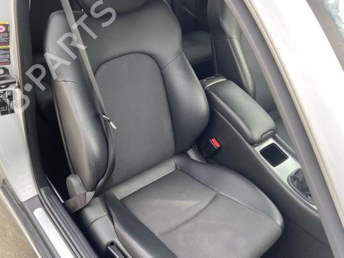 Sæde højre fortil MERCEDES-BENZ C-CLASS Coupe (CL203) C 220 CDI (203.708) (150 hp) 29140994