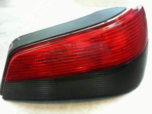 Højre baglygte PEUGEOT 306 Hatchback (7A, 7C, N3, N5) 1.9 D (68 hp) 27117797