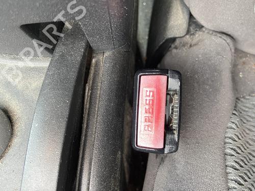 Used Seat buckle CITROËN C4 I (LC_) 1.6 16V (109 hp) 30851456