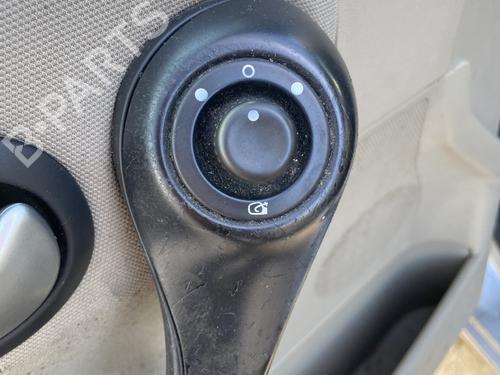 Comando specchietti RENAULT MEGANE II (BM0/1_, CM0/1_) 1.5 dCi (BM1E, CM1E) (106 hp) 31953490