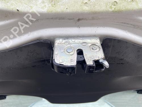Used Tailgate lock FIAT PUNTO (188_) 1.2 60 (188.030, .050, .130, .150, .230, .250) (60 hp) 31654850