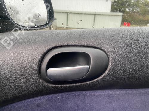 Used Front right interior door handle PEUGEOT 206 Hatchback (2A/C) 1.4 i (75 hp) 31334082